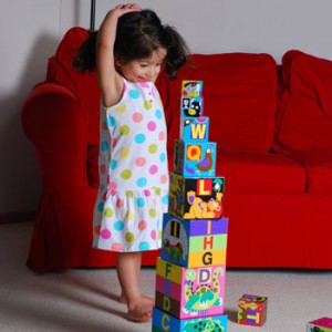 child begins constructive play